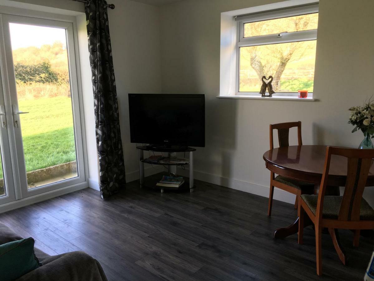 The Annex, Fruit And Honey Farm Apartment Bridgwater Bagian luar foto